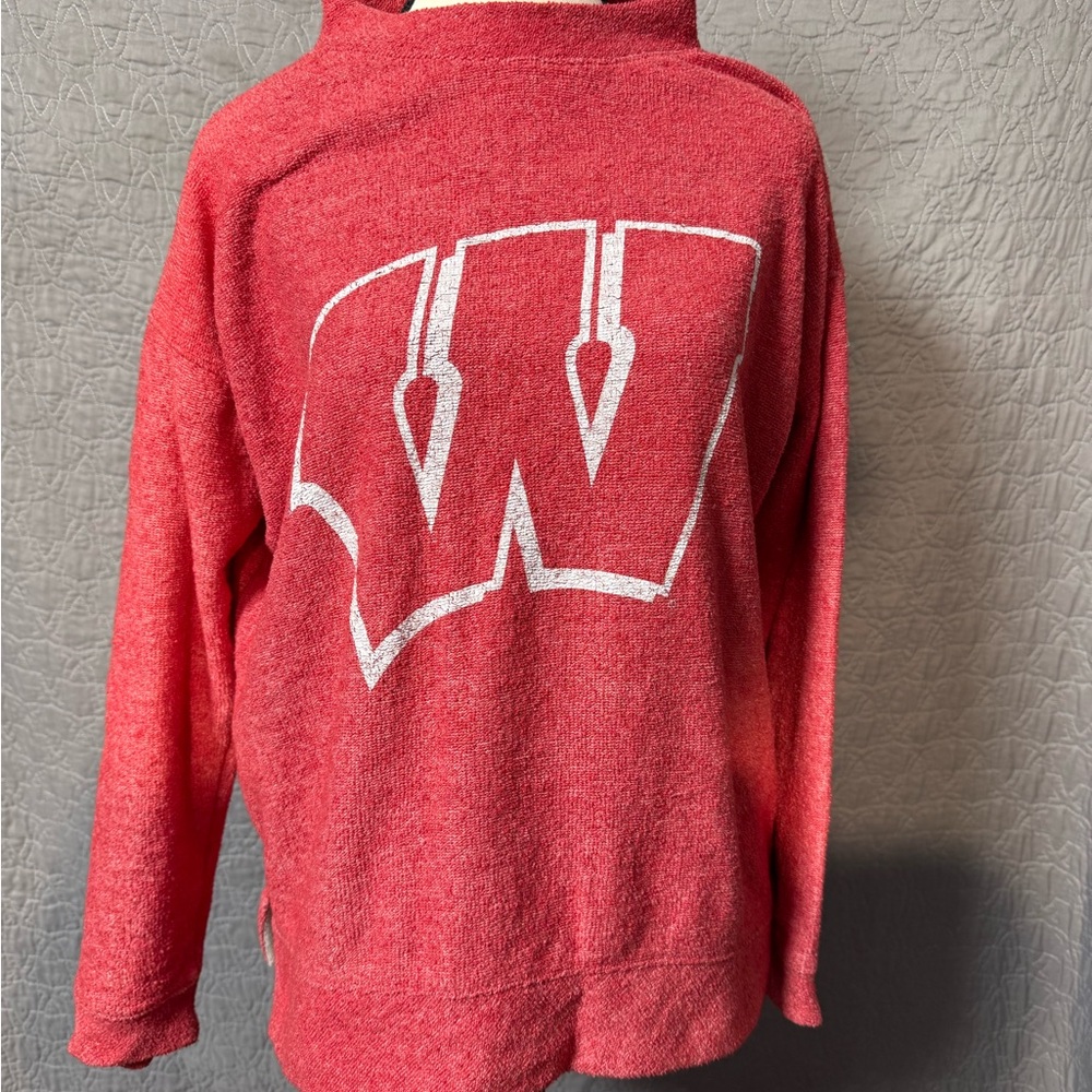 Wisconsin Badgers Women’s pullover